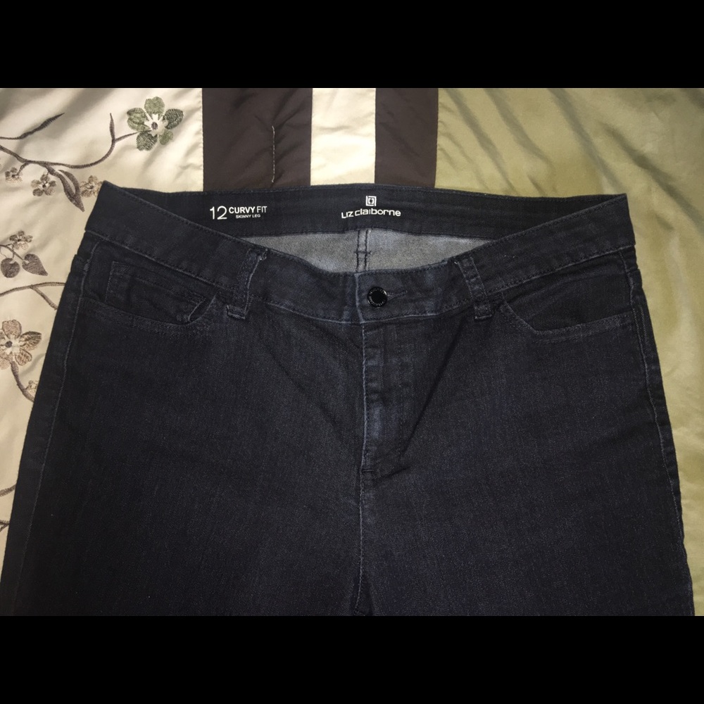Liz Claiborne Skinny Leg Curvy Jeans 12
